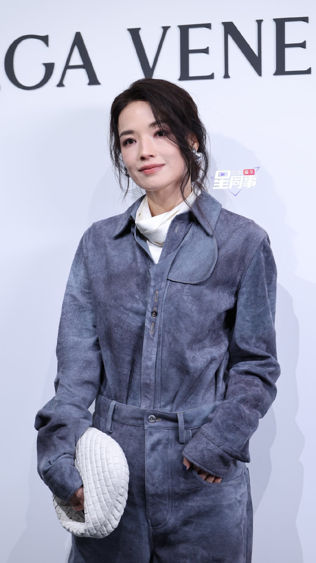 出席Bottega Veneta 2026夏季系列预览酒会的三位明星生图：舒淇、