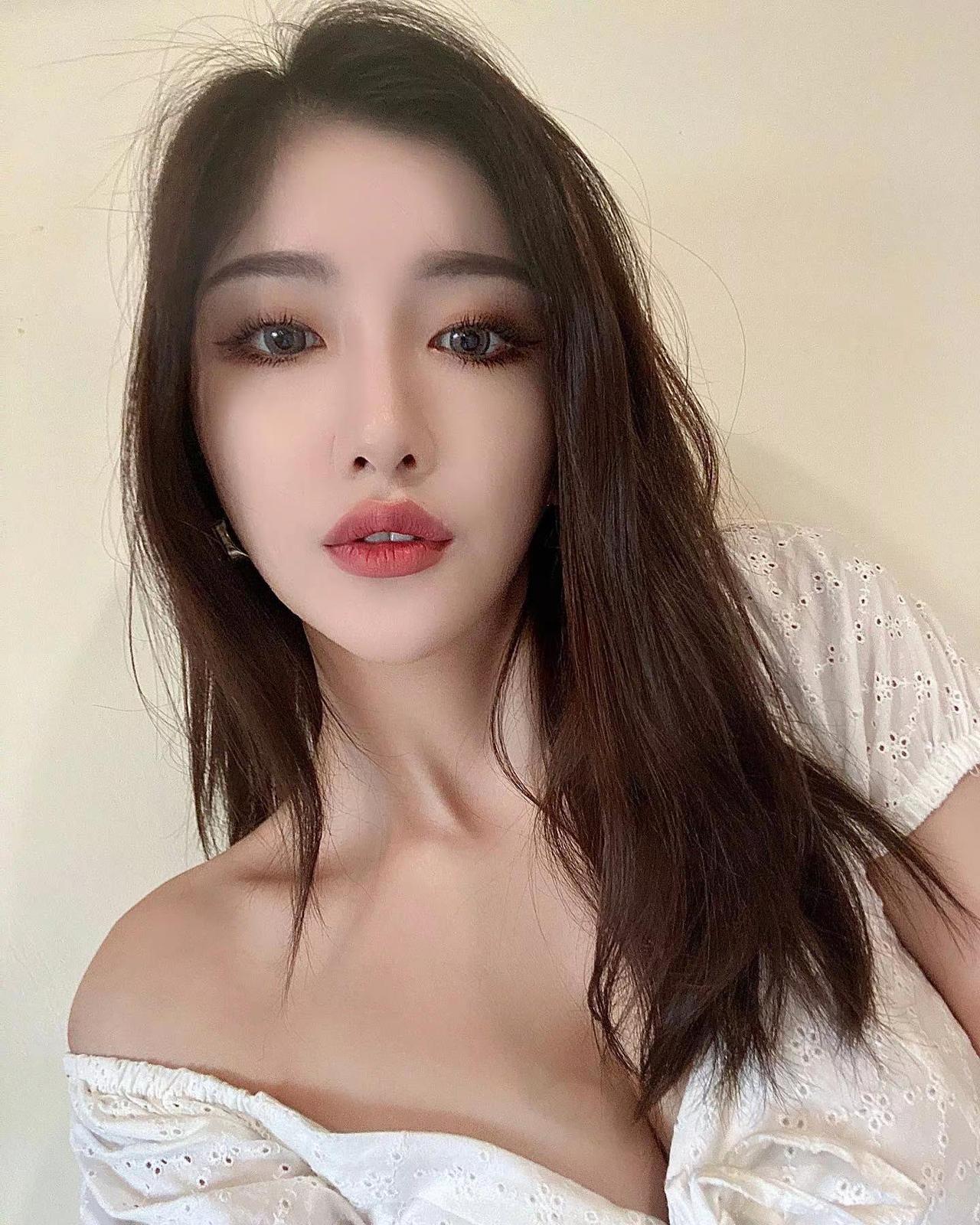 人间水蜜桃 御姐风 小性感 辣妹