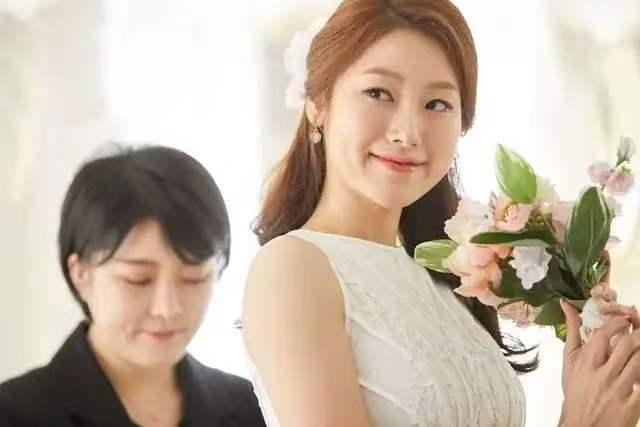 结婚的人少了，不结婚的活得挺好，她们到底图啥？

最近刷到好多30多岁的女生晒租