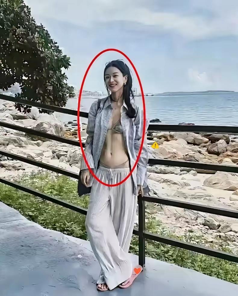 笑不活！倪妮穿搭=普通人的“买家秀”暴击
 
刷到倪妮的穿搭，我直接瞳孔地震！这