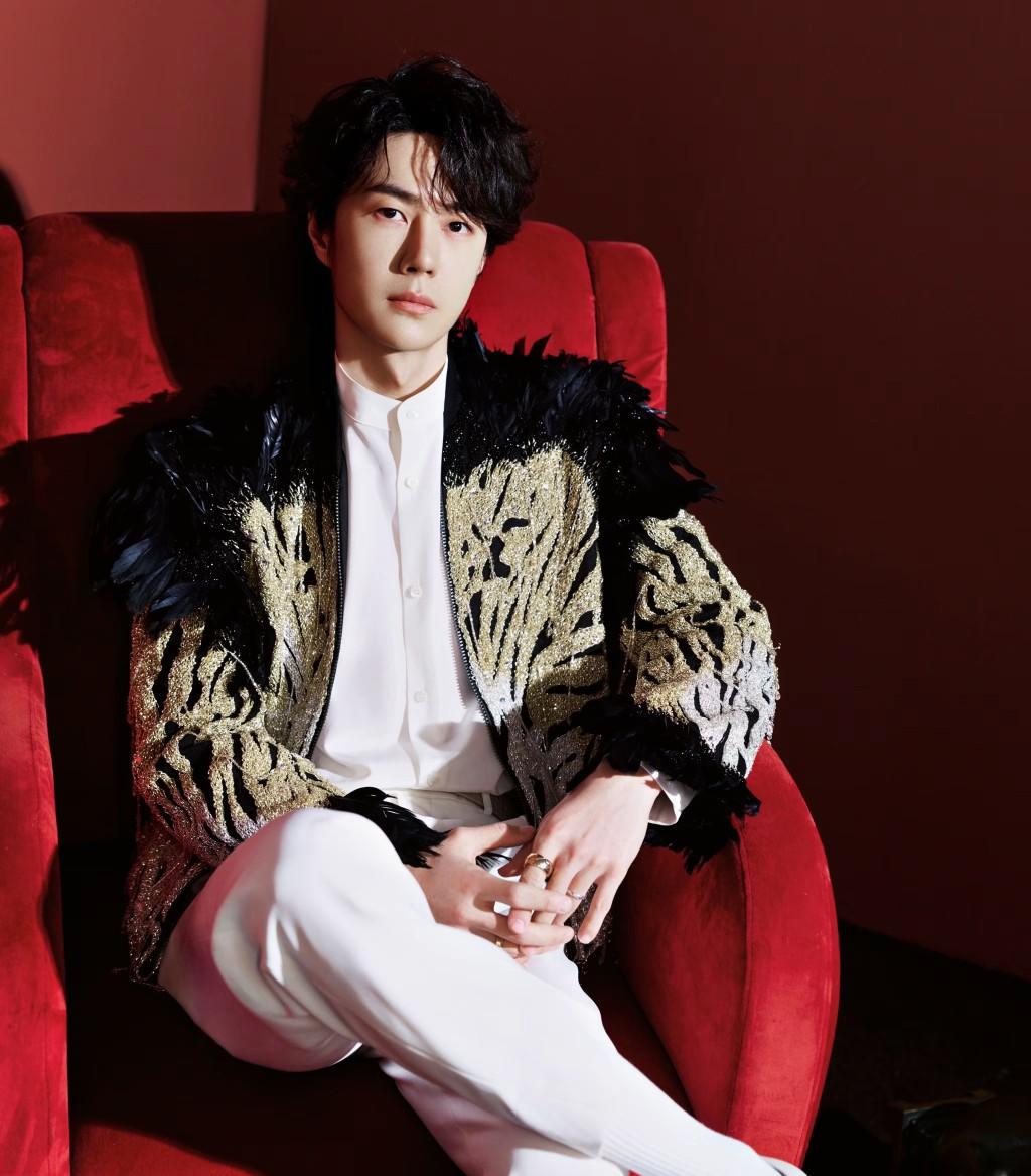 一直以为王一博就是一个酷男孩，没想到他说话做事情商比一般人高了好几个档次。今晚的