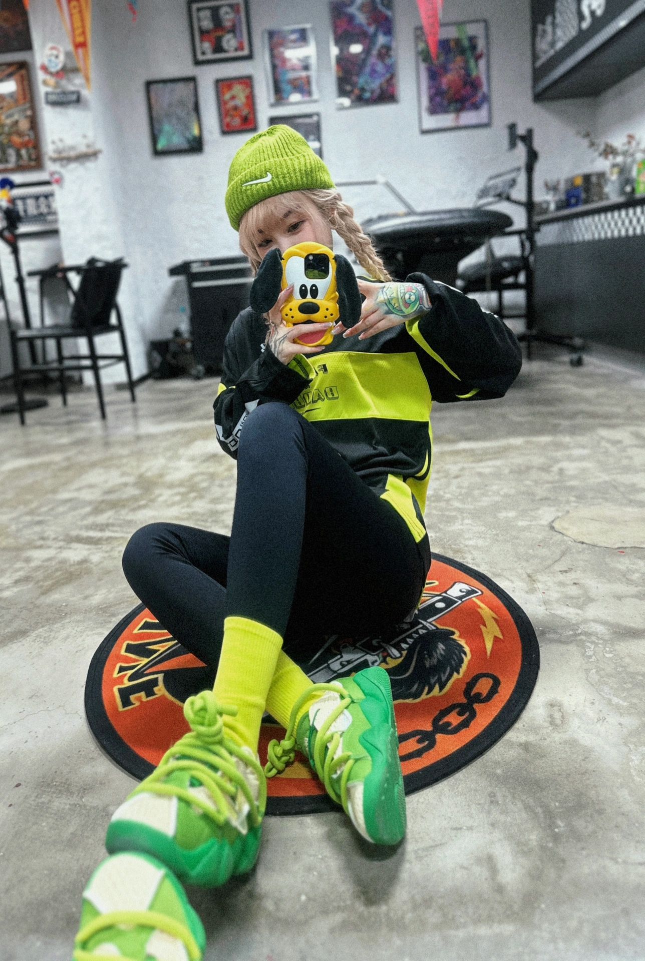 朋友说这个照片 看眼睛就知道你在笑