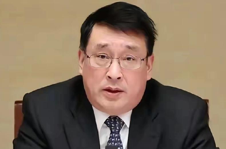 先查仓库！军工蛀虫刘卫东的后怕比地震还猛
 
刘卫东倒台，后怕却比地震更烈！
 