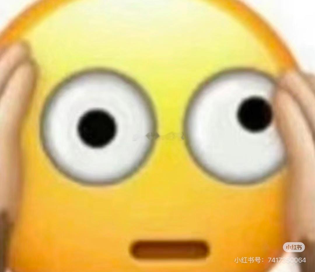 尴尬的想疯啊。。。下着楼梯，我跟老公说我昨天卧推70kg做了四个，他说你厉害了。