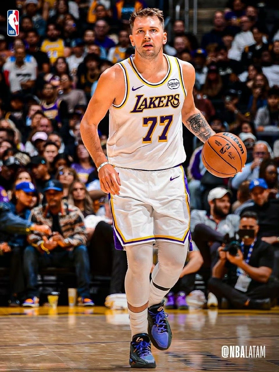 全场比赛结束，湖人130-120战胜热火，拿下三连胜！卢卡29分11篮板10助攻