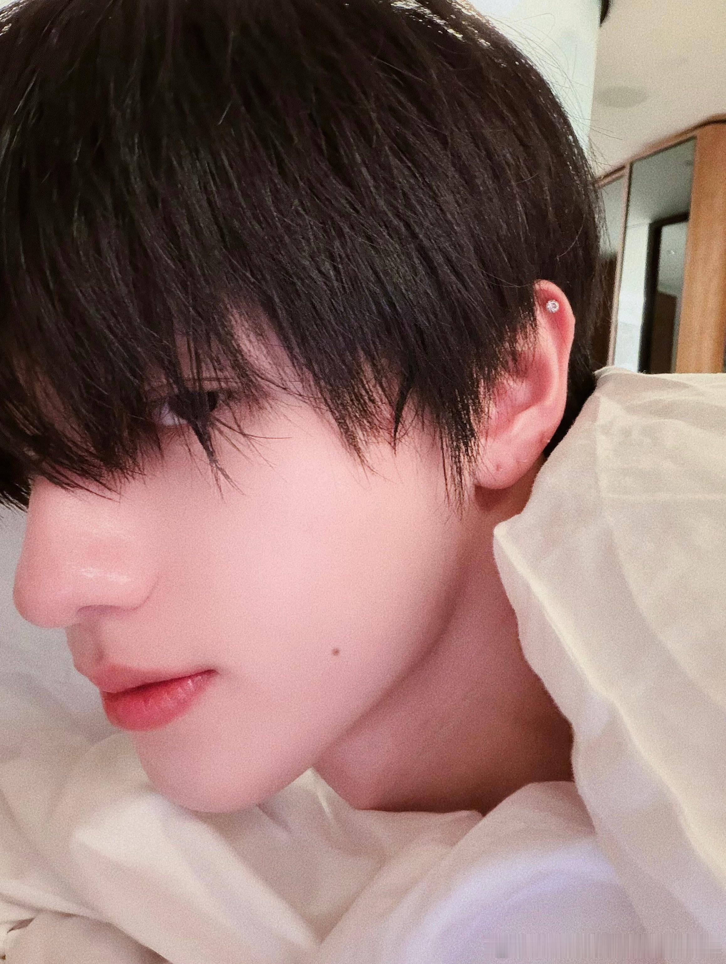 我靠完全是妖精吧好美。。。 