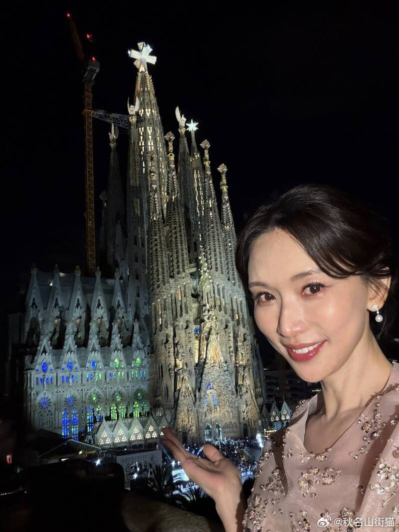 历时144年全球最高教堂完工 圣家堂主塔落成 林志玲晒同框美照致敬高迪海外新鲜事