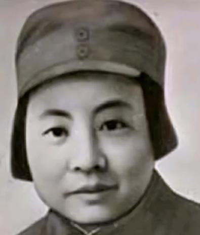 1941年1月，施奇被捕，敌人见她不屈服，就把她活埋，当泥土将施奇全部埋没时，敌