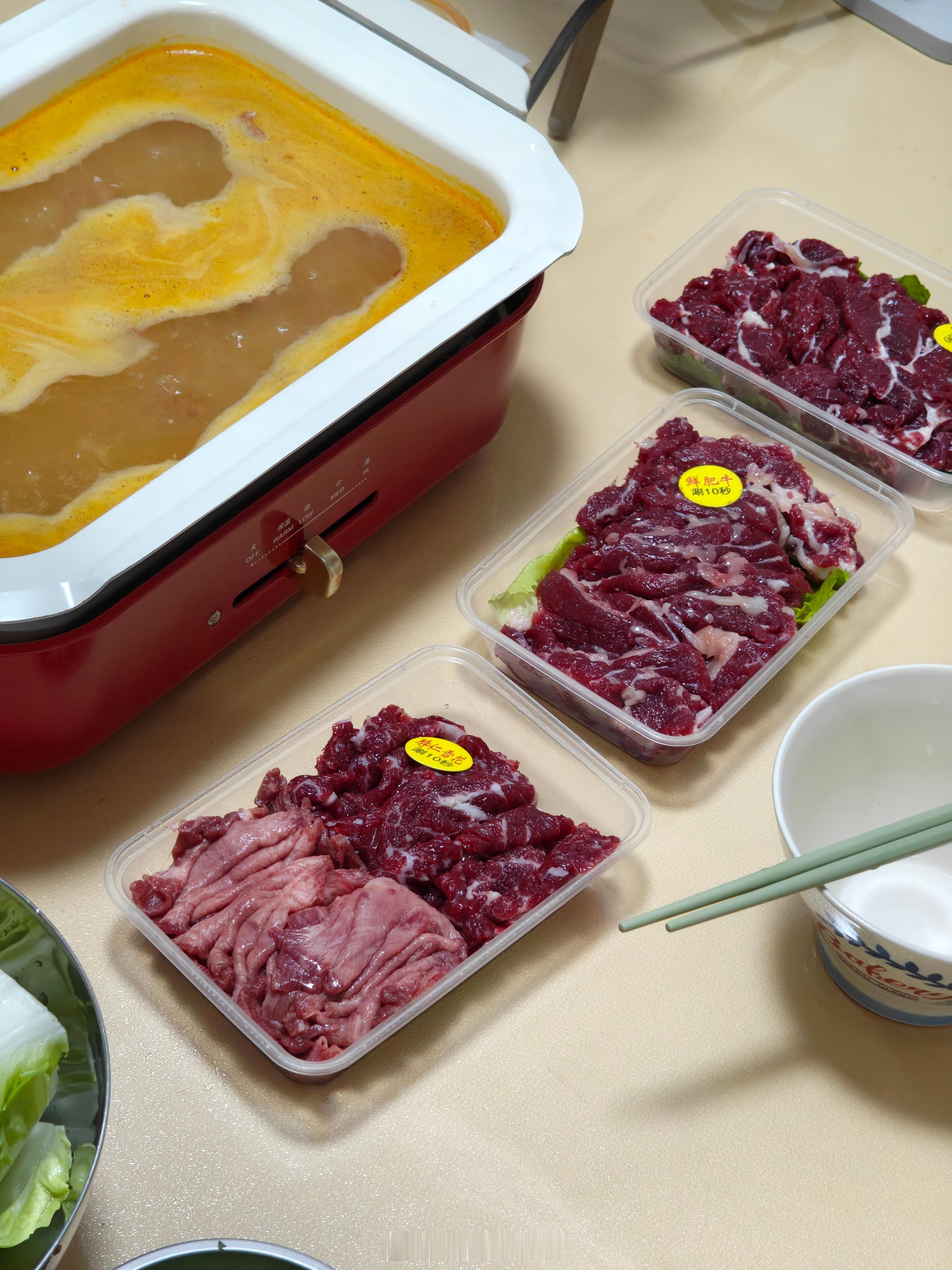 爽，贵州酸汤搭配潮汕牛肉，对味了。 ​​​