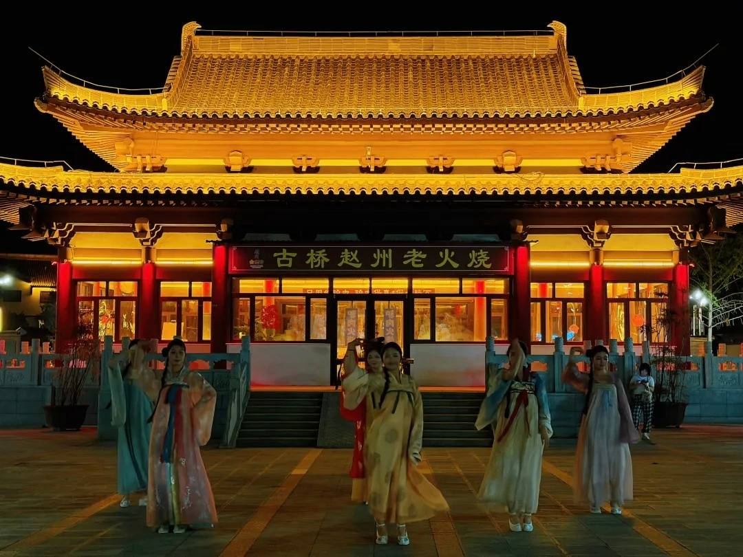 这就是拼多多送货进村的意义吧石家庄市赵县赵州桥景区全新升级的“梦回赵州，一眼千年