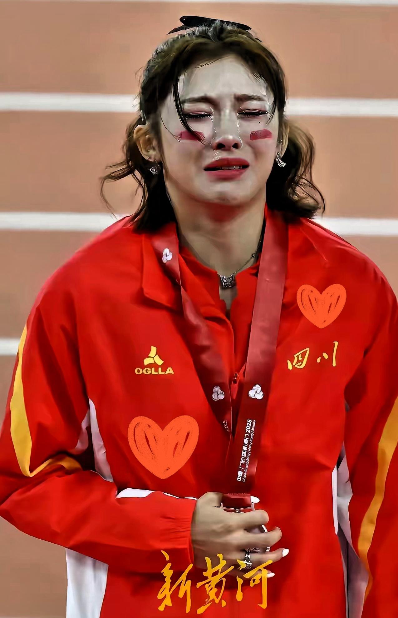 谁能想到！手握16个顶奢代言的吴艳妮拿了银牌，没赞助、穿旧鞋的刘景扬却逆袭成冠军