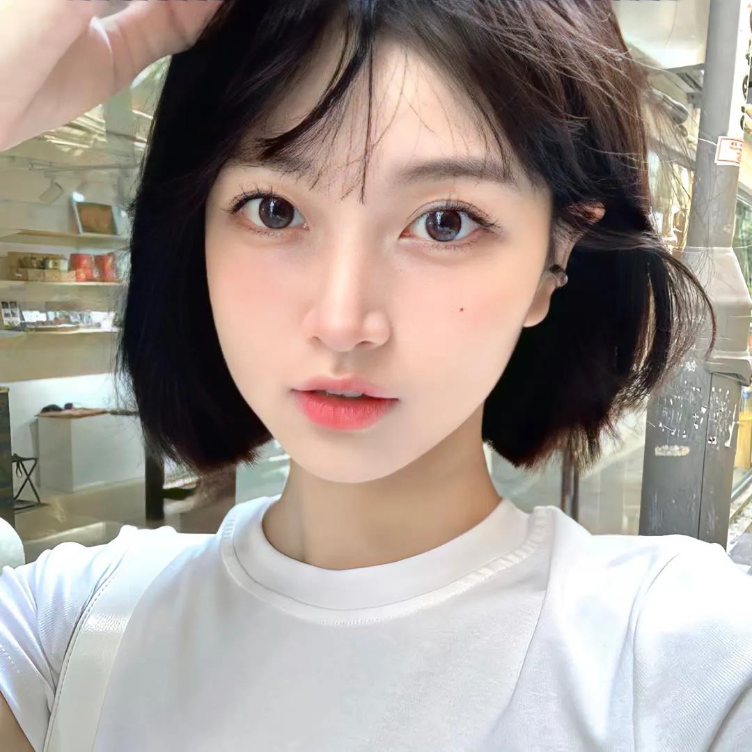 你想撼动一个铁了心提分手的女情人，你要么用“物质”吸引她，要么在“床⬆️”功夫这