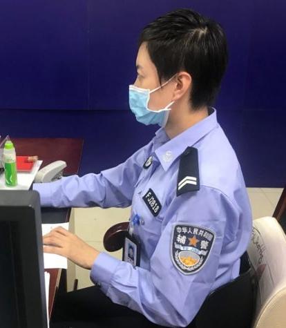 辅警借调是把双刃剑！

借调的好处：
1，能学到不同岗位的技能，认识更多人，表现