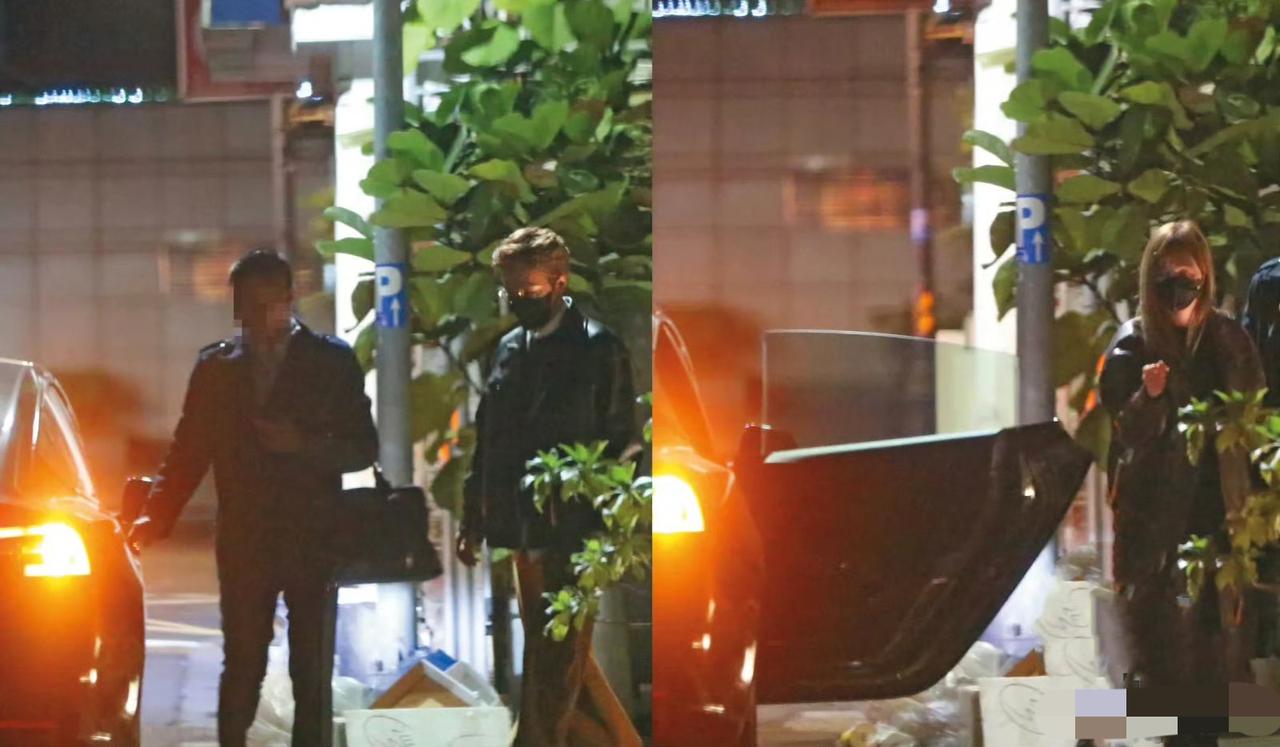 曝王心凌吴克群好像是一同回家。
疑似王心凌和吴克群的大瓜来了。
有狗仔拍到了王心