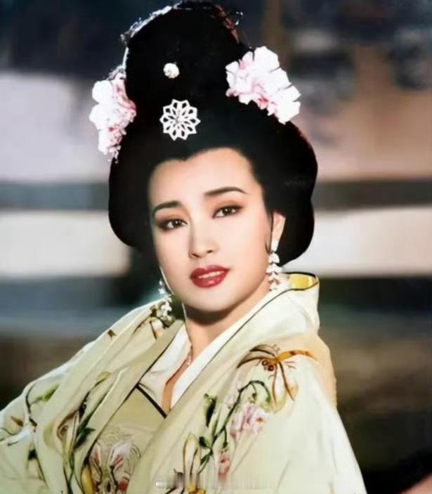 五个影后三个不生孩子生孩子是女人的权力而并非义务 生不生都随心 