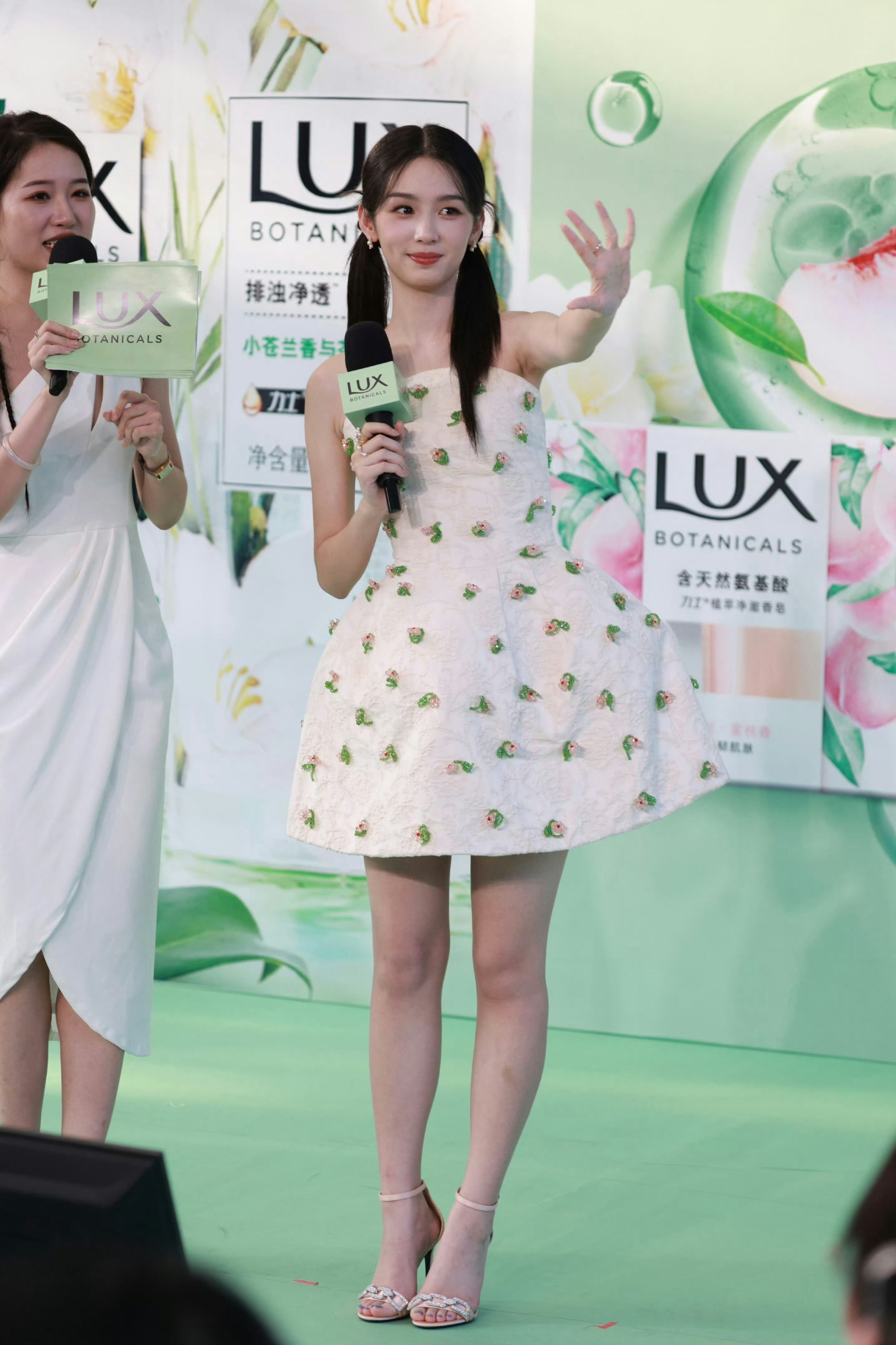 周也你这演技我看得也很痛苦周也生图 