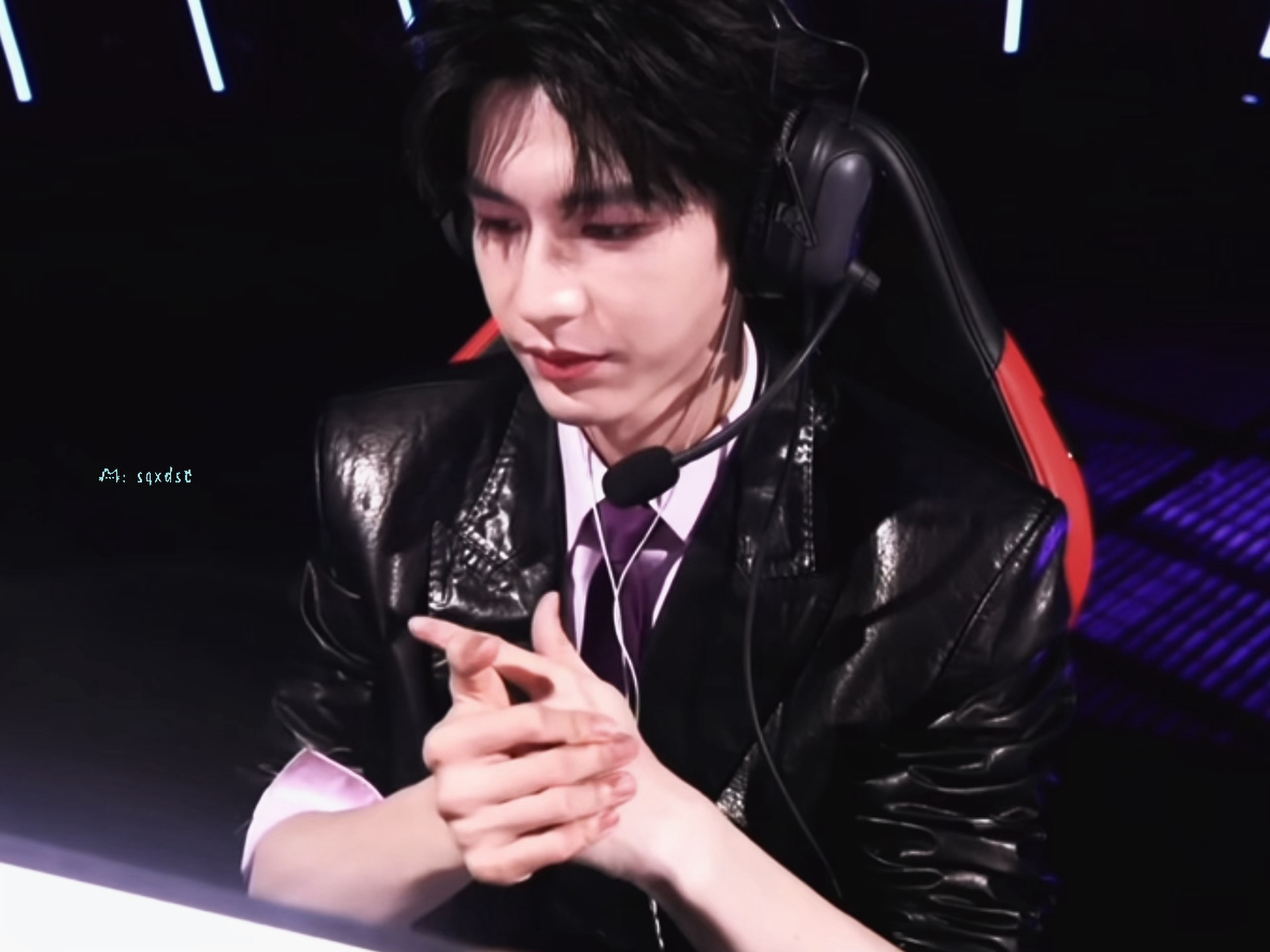 手控今天也🤤 