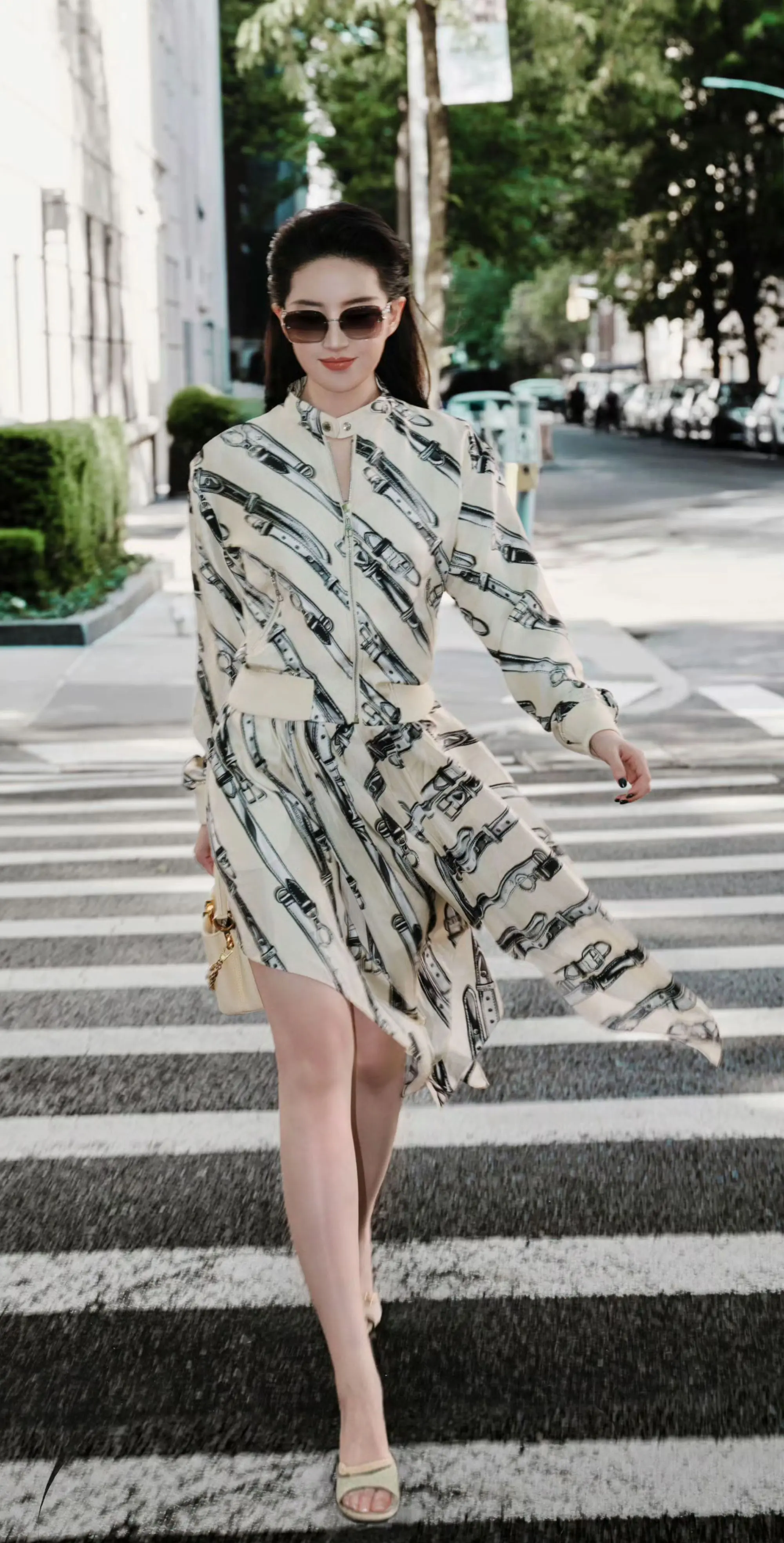 路易斯登私服。