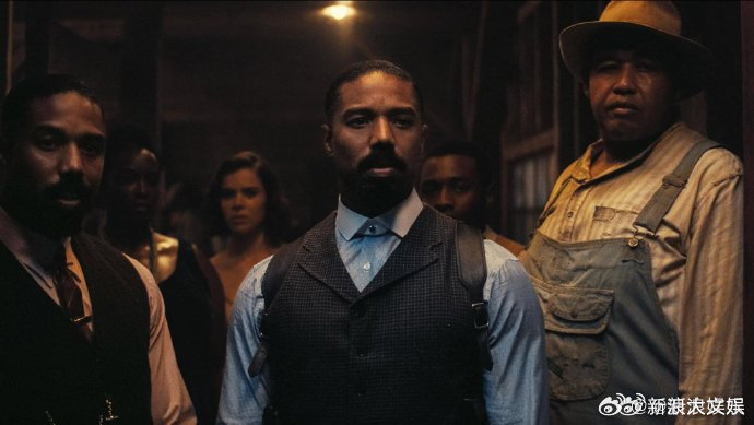 迈克尔B乔丹获奥斯卡最佳男主 2026奥斯卡最佳男主：迈克尔·B·乔丹《罪人》。