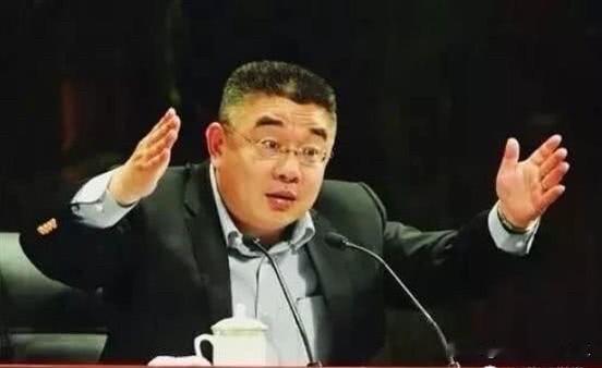 复旦大学钱文忠教授说：
“年轻人一定要对钱有概念。一杯奶茶20块钱，相当于6瓶牛