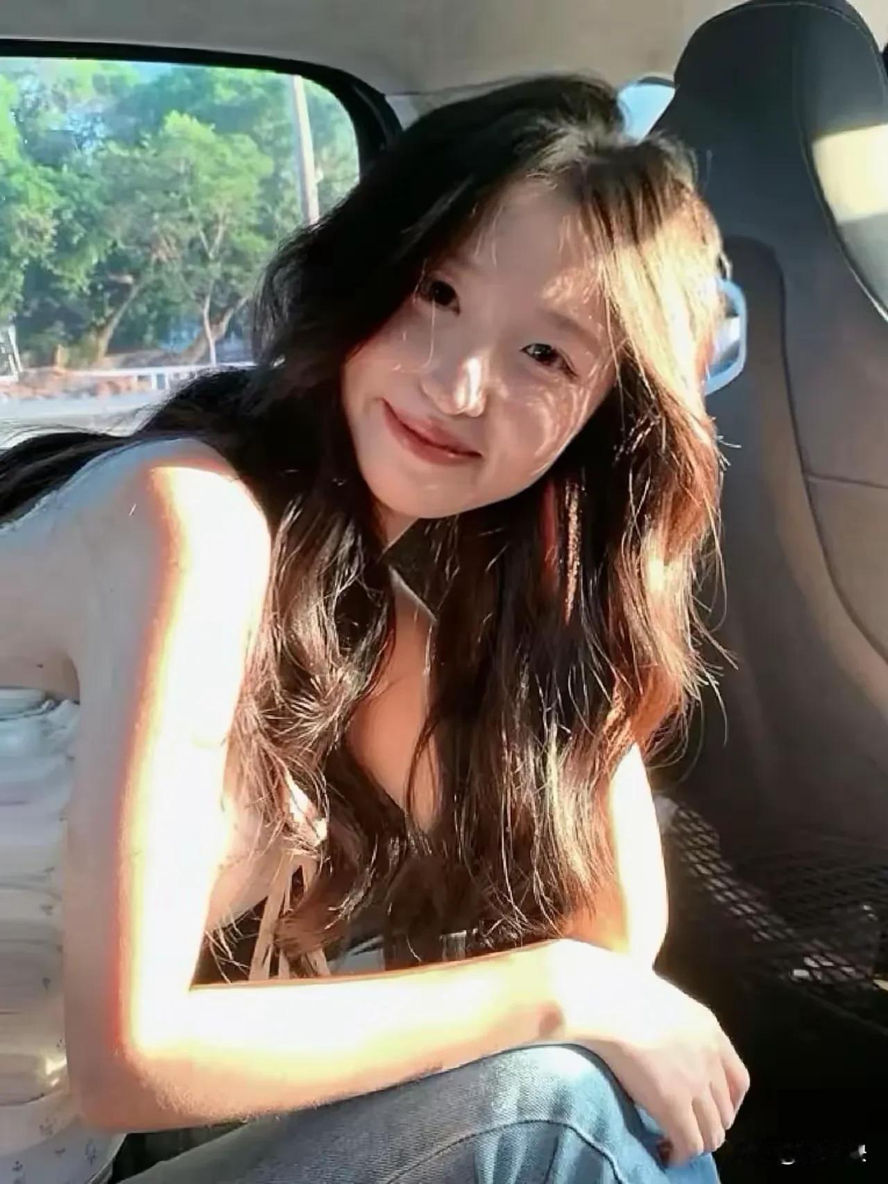 快点拍吧，摄影师。再过一会儿都晒秃噜皮了。