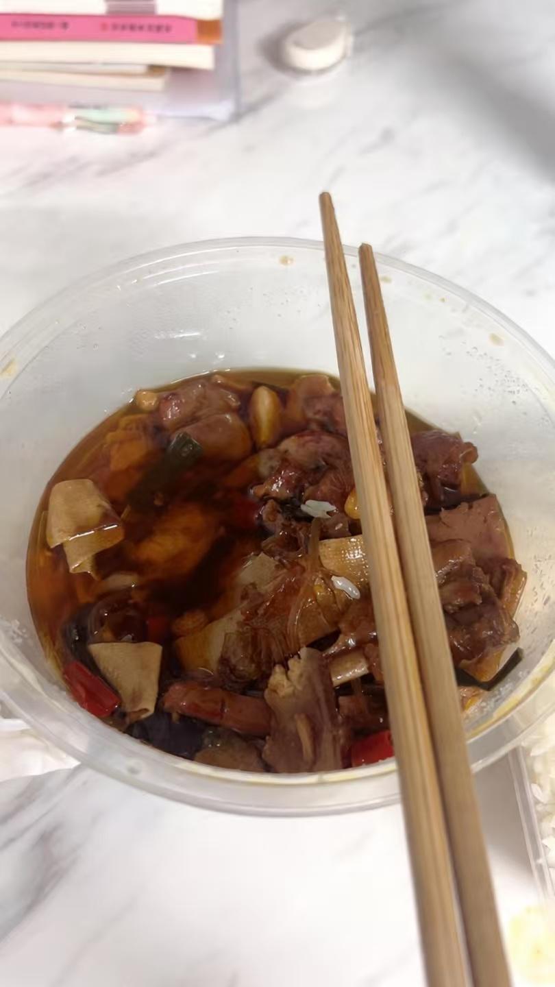 这一餐不值