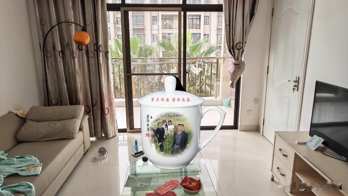 你对下联。
上联：清茶慢煮听风落
下联：淡饭急蒸望雨顺
        （下联原
