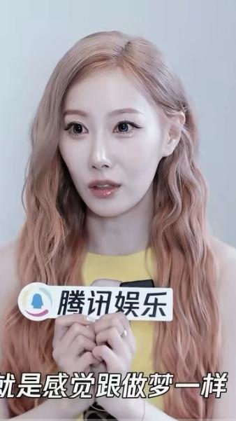 韩东北京草莓音乐节国内首秀太好哭又好甜
直言像做梦，大风都变温柔
个人solo气