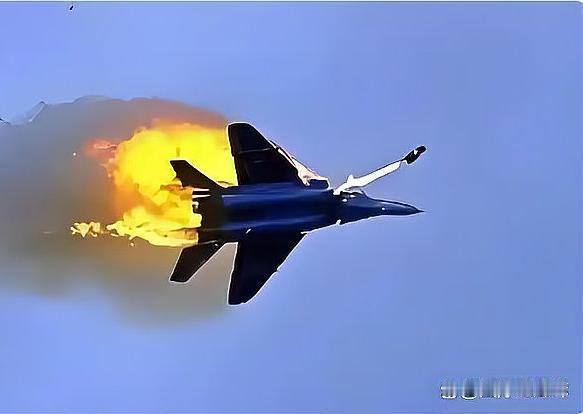 狼狈自炸战机掩盖惨败，美军霸权人设彻底在伊朗翻车
 
美伊对峙不断升级，4月3日