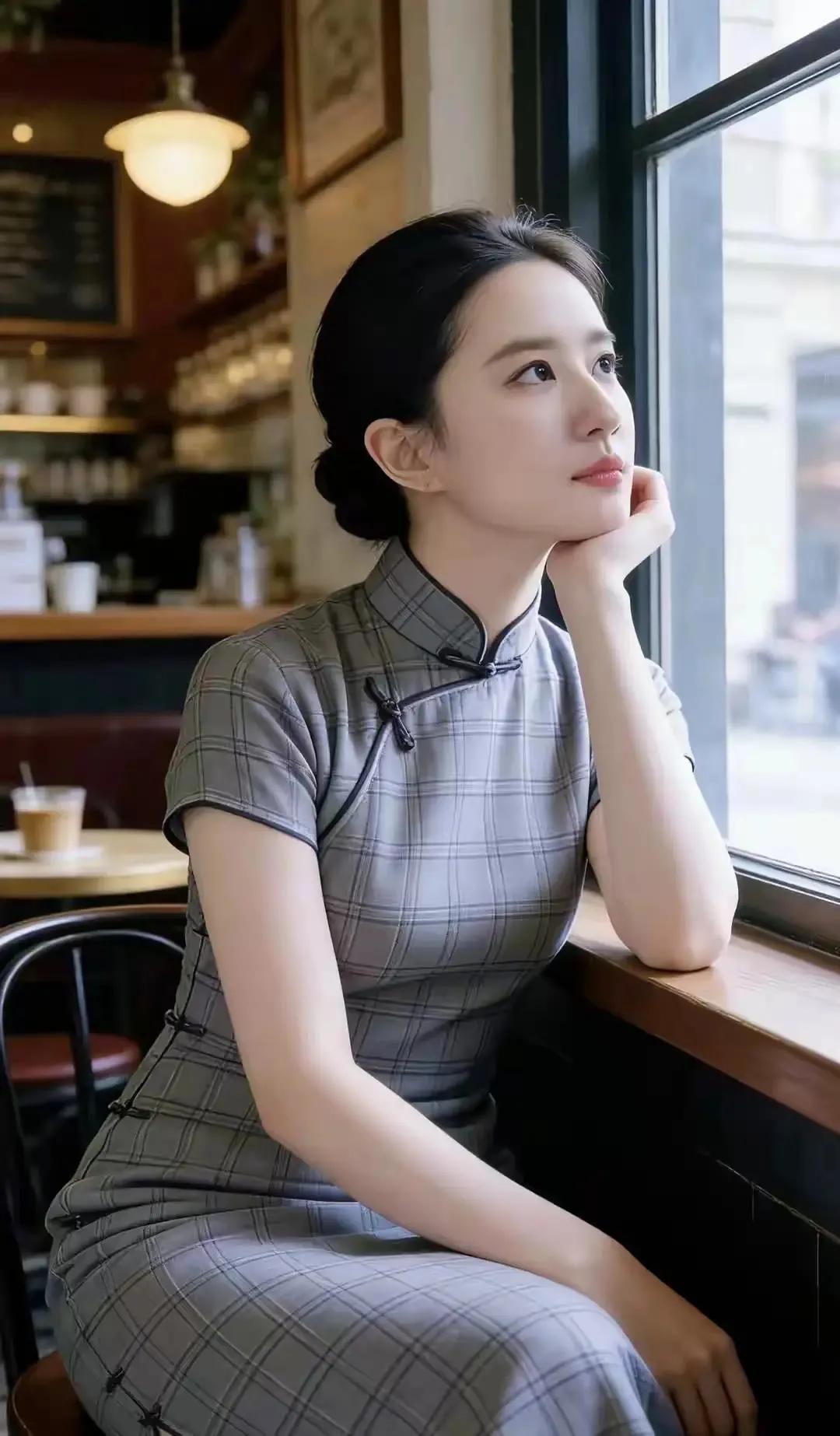 复古旗袍，咖啡馆里的优雅时光