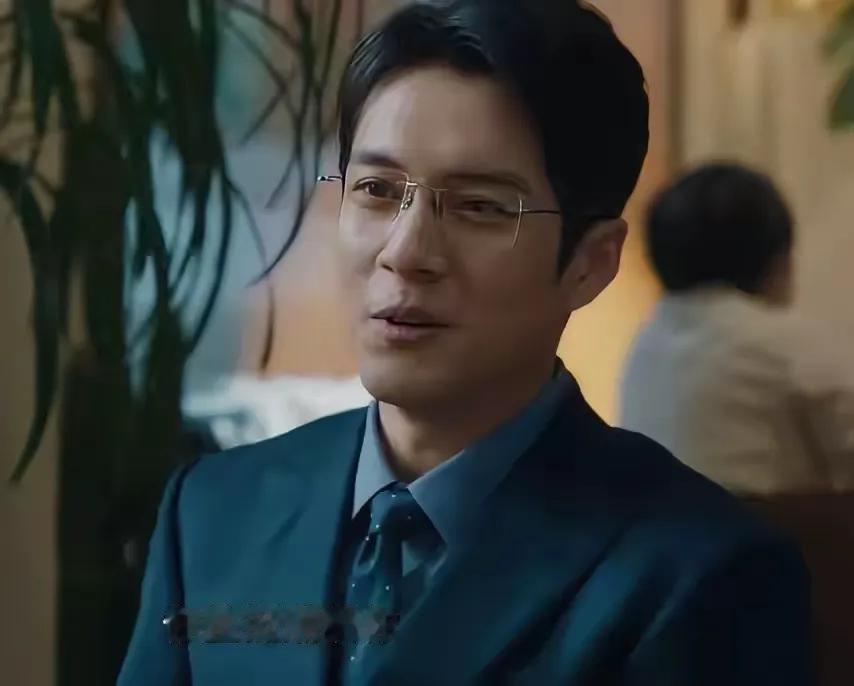 小案看证据，中案看影响，大案看政治，《蒸蒸日上》是真敢演啊！内娱也是出息了，敢拍