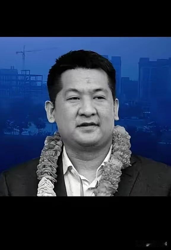 佘智江这个人从面相上看，感觉这个人的心理素质非常的好，而且也是一个非常有心机的人