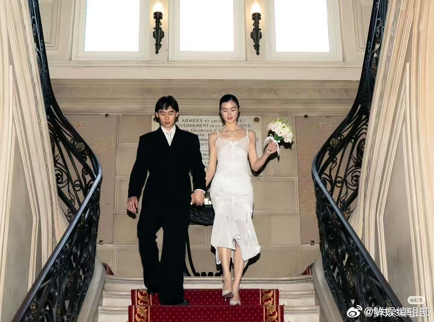 陈瑜林子濠57天闪婚爱的修学旅行 陈瑜晒婚纱照艾特林子濠，林子濠同步官宣，从恋爱