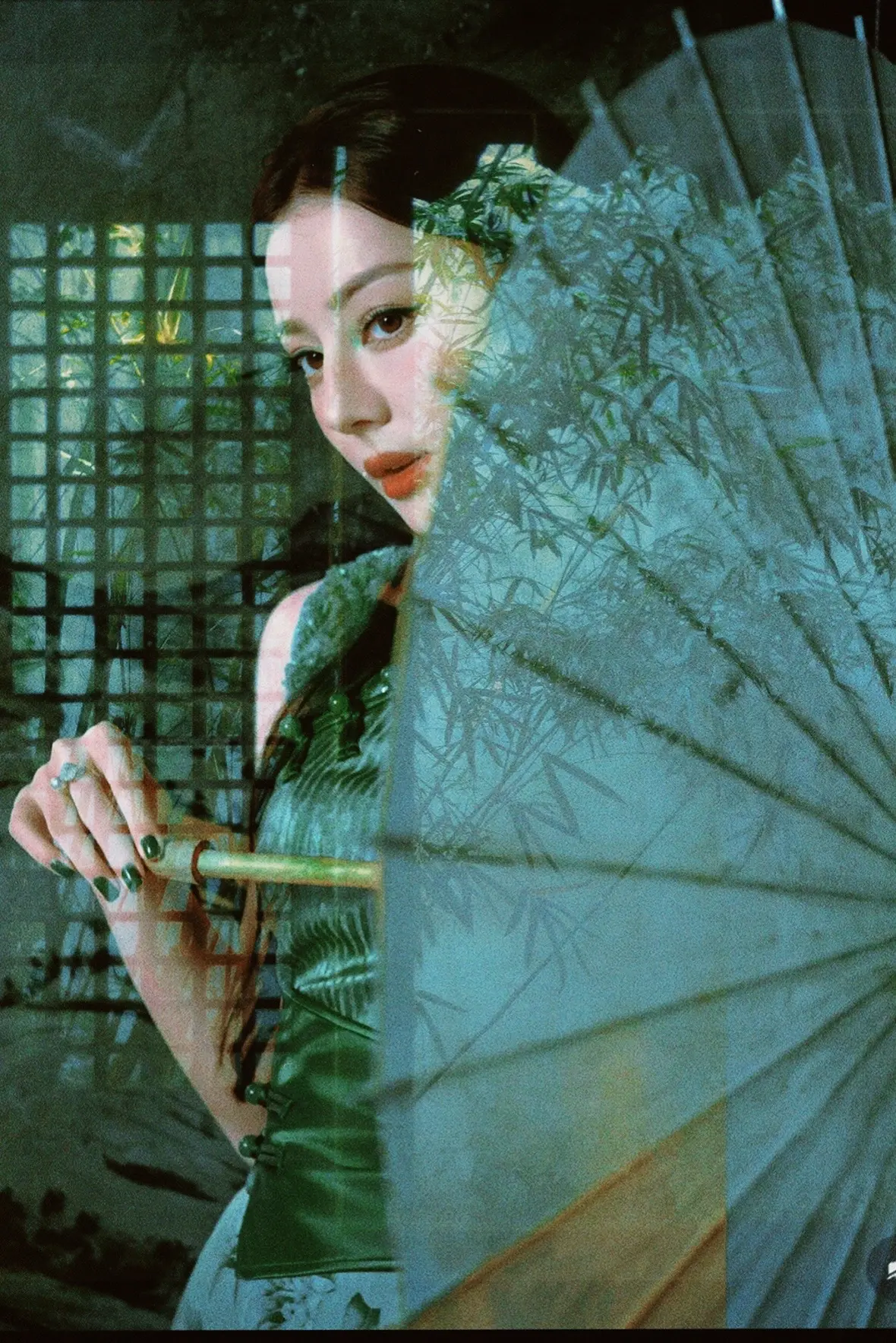 倾国倾城的江南美人。