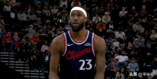 快船悍将杰克逊真是球队的替补神兵！在昨天快船主场以153：128大胜森林狼的比赛