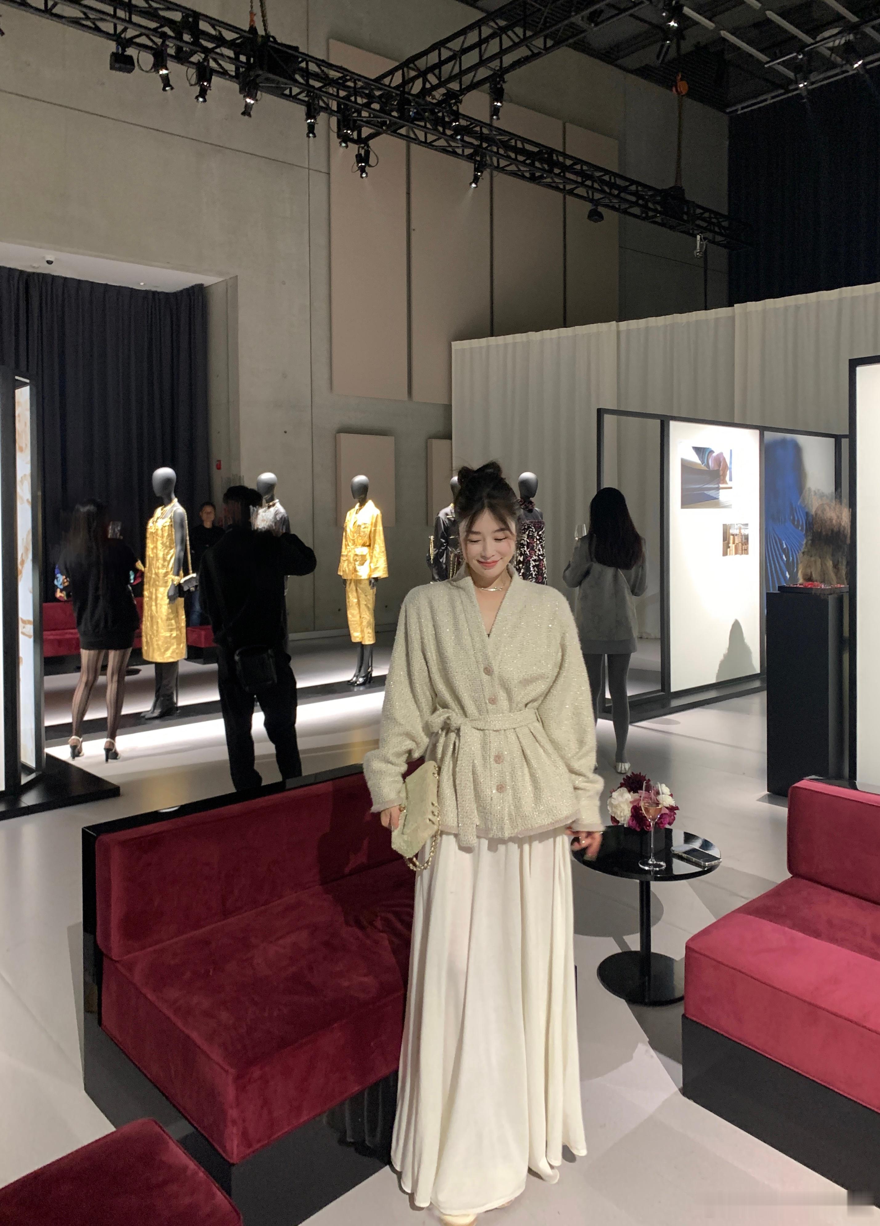 CHANEL 2025A高级手工坊SHOW 18图放不下的视觉盛宴 