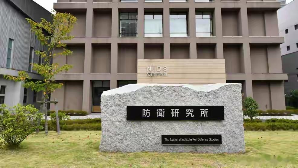 小泉进次郎暴跳如雷，要求中国给出解释，多部门向中方提出抗议日本防长小泉进次郎，发