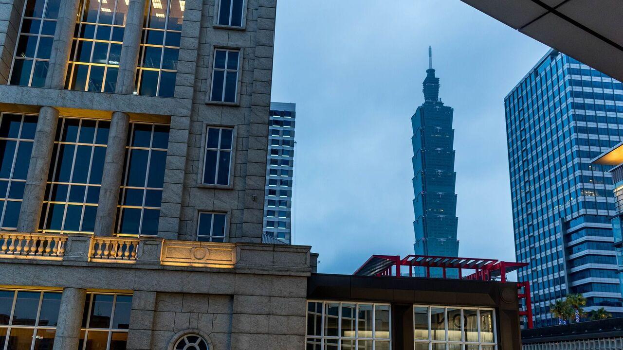 继港口争端后，巴拿马又开始打台湾牌了。这笔账中国记下了。
 
9月8日这天，巴拿