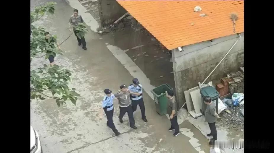 防城港保安伤人事件警醒我们：保安惹不起！一是，有权规定保安业主怎么停车；二是，业