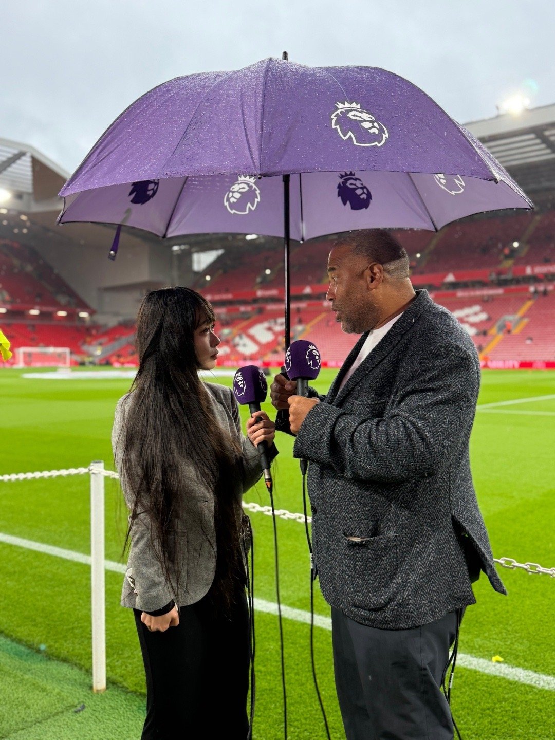 还在回味上一场胜利的曼联球迷一定不止我一个（图2里就有6个[坏笑] ​​​