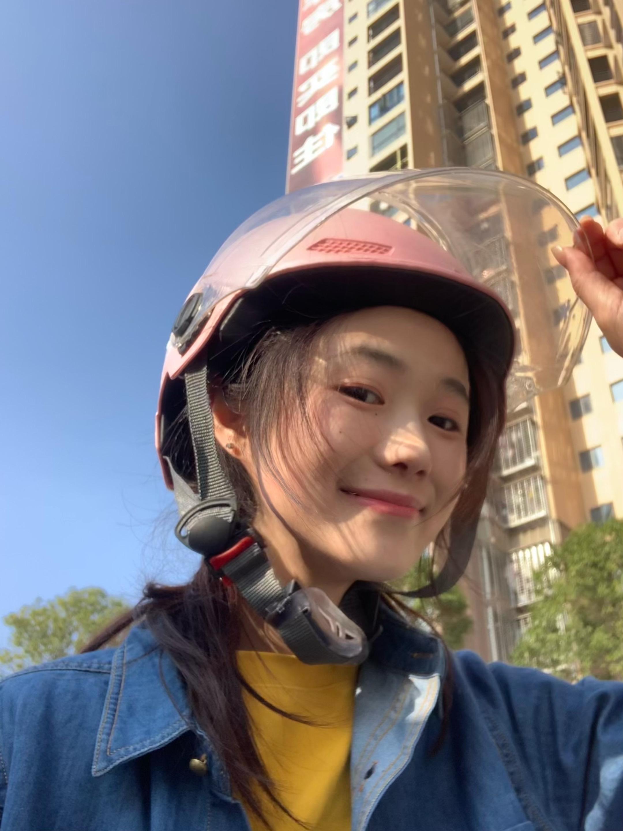 抱紧了 带你去兜风