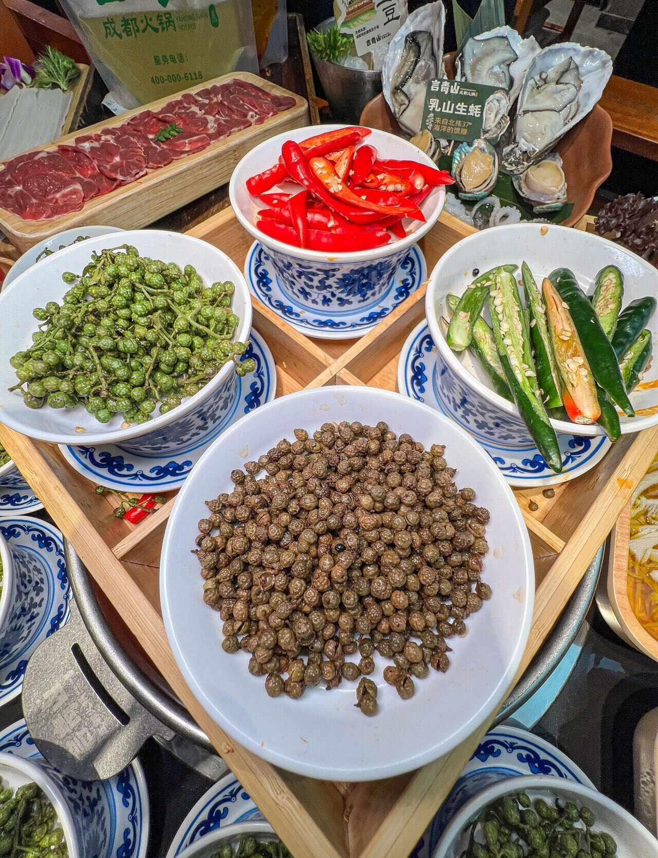 广州也有啦！！太爱这口清油火锅了！！！
言青山 粤食粤潮生活节 牛肉火锅 清油火
