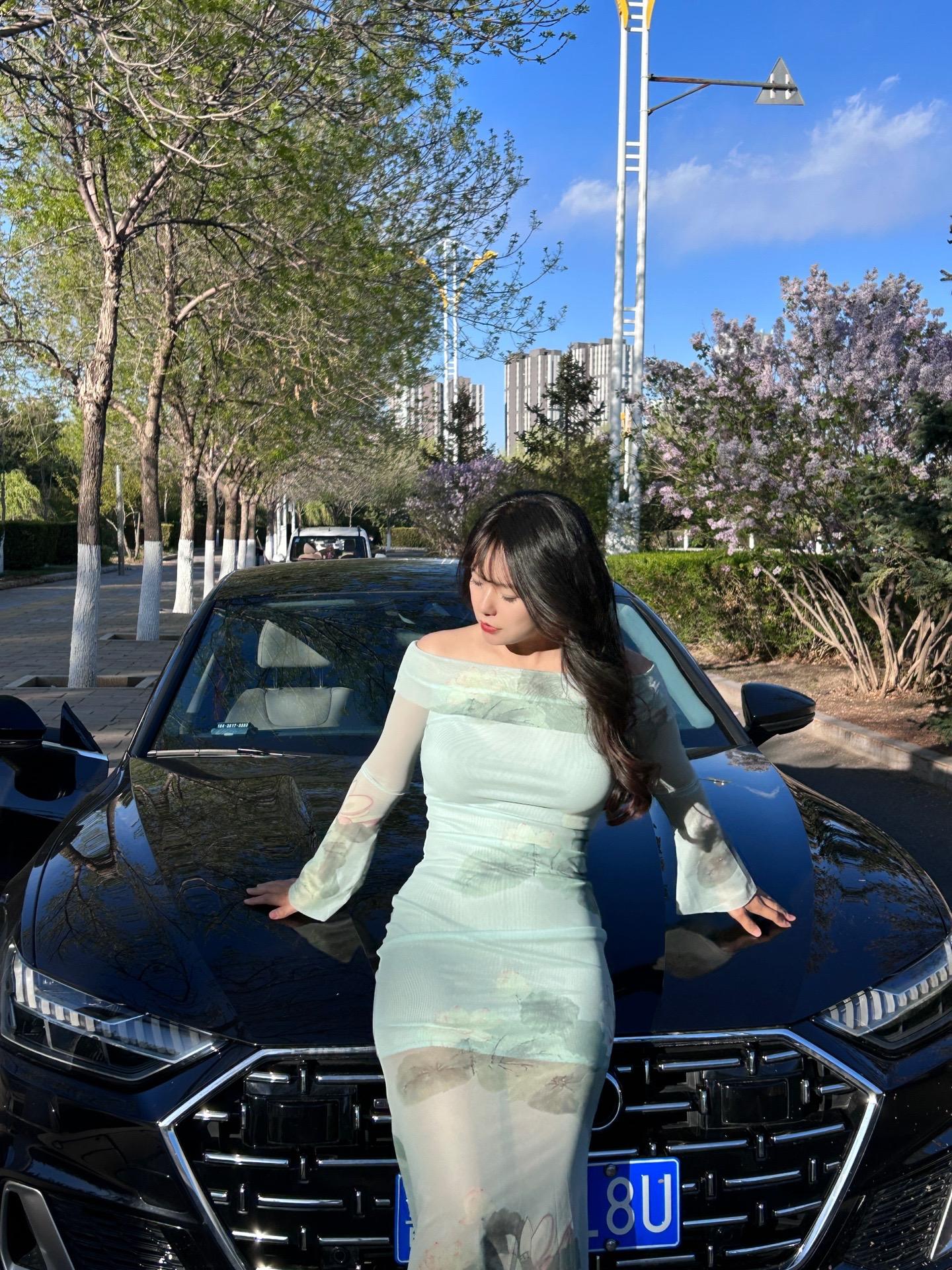 山外青山楼外楼 开上奥迪解忧愁!