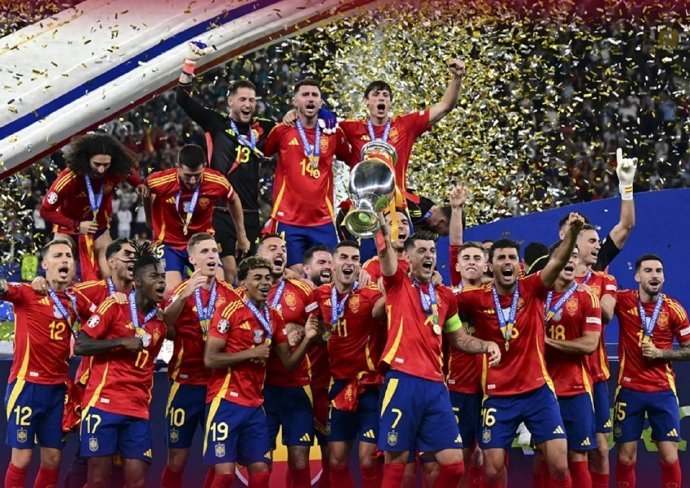 西班牙FIFA排名升至世界第一 今日FIFA官方更新国家队世界排名，西班牙升至第