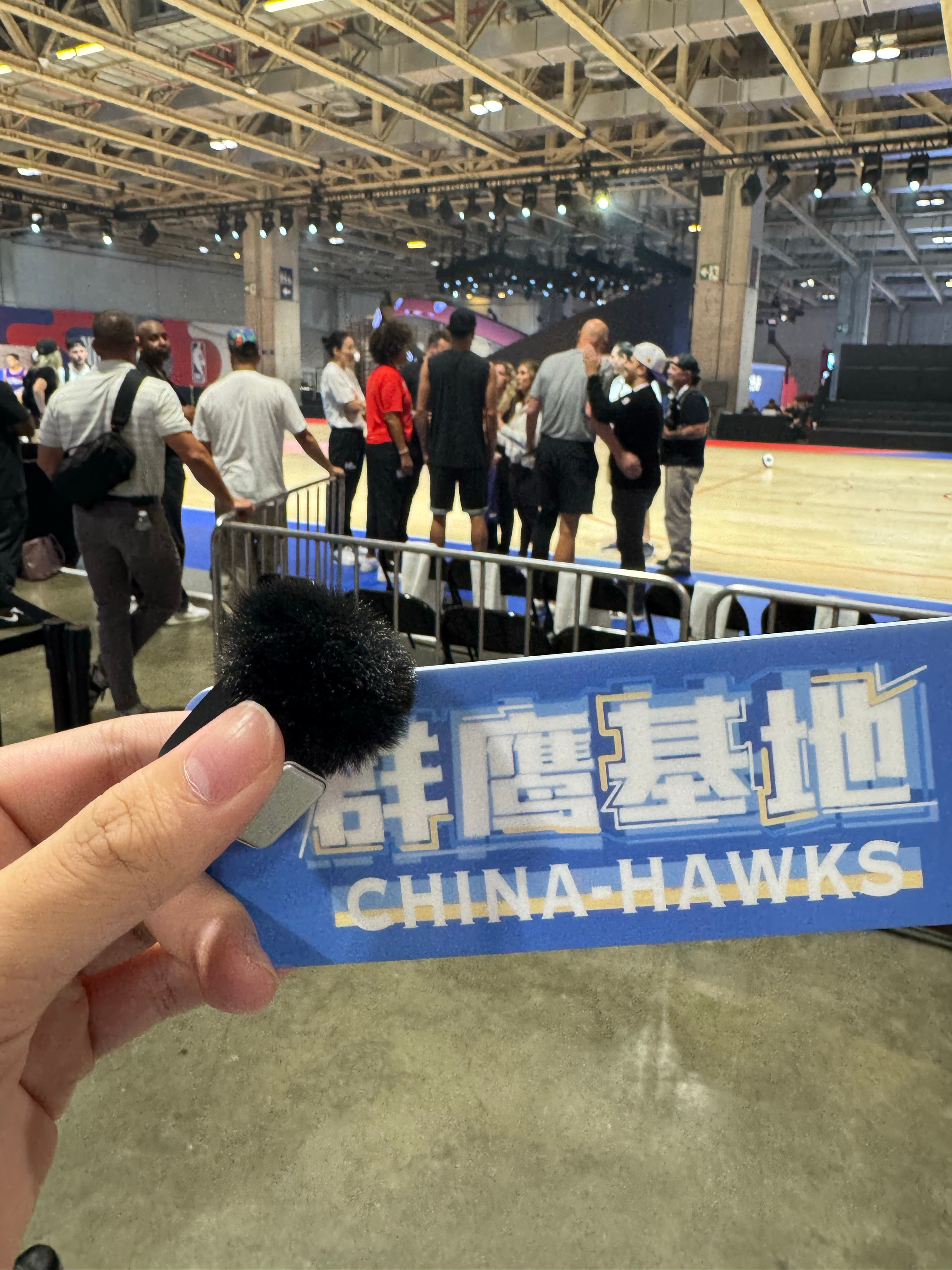 谁懂录着播客布克突然走上来是什么感受[泪奔]chinahawks ​​​