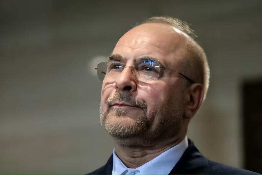 美国现在也给伊朗出个难题，算是一个“阳谋”。这几天，特朗普信誓旦旦地说，伊朗有人