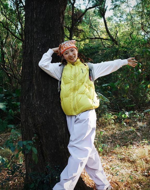 infj治愈自己的方式-去公园静静地坐坐
我其实是一个老派又缓慢的人
向往简单的