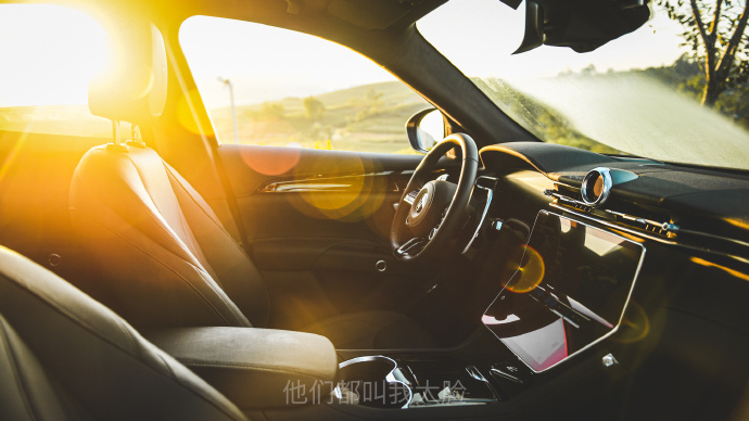 凌晨四点半的奔赴超值得！开着玛莎拉蒂Grecale追日出🌅一路驰骋迎着微光，等