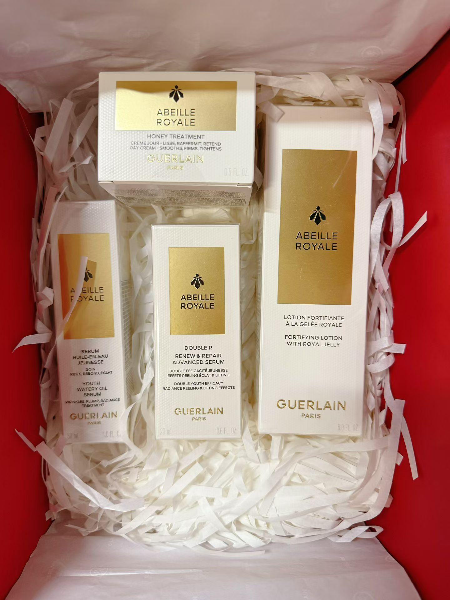 闪现一下，晒个小礼物。因为杨洋，新年礼物才会选择娇兰哟。