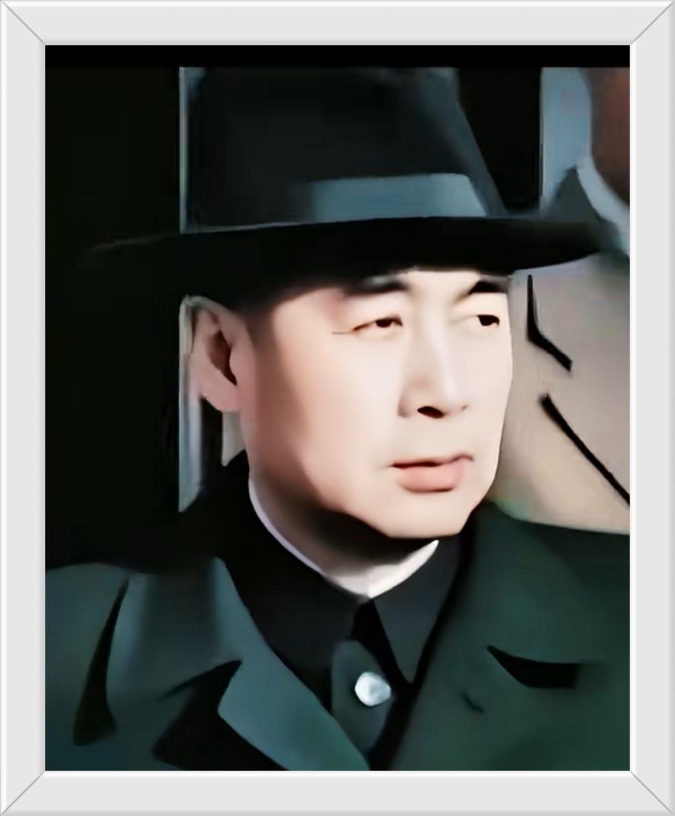 周总理在建国初期优雅英俊的大国外交形象，至今令世人难忘。

1954年4月，周恩